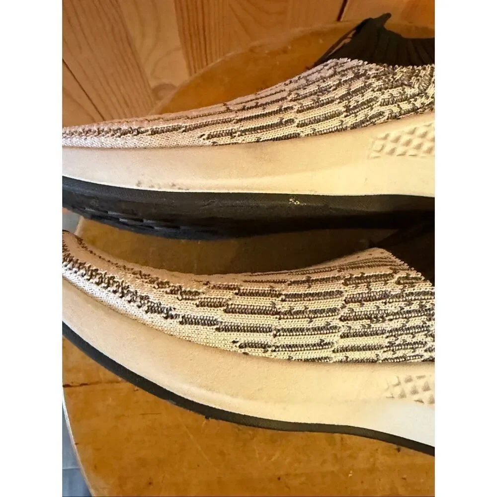 Tommy Bahama Flint Knit Jogger Memory Foam Slip Sneaker Size 7.5 White Gray Blk